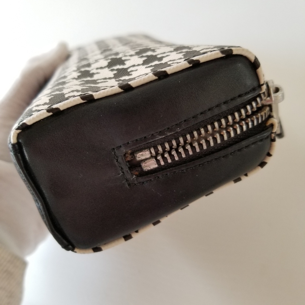 Lauren Ralph Lauren Houndstooth Cosmetic Case - Picture 4 of 10